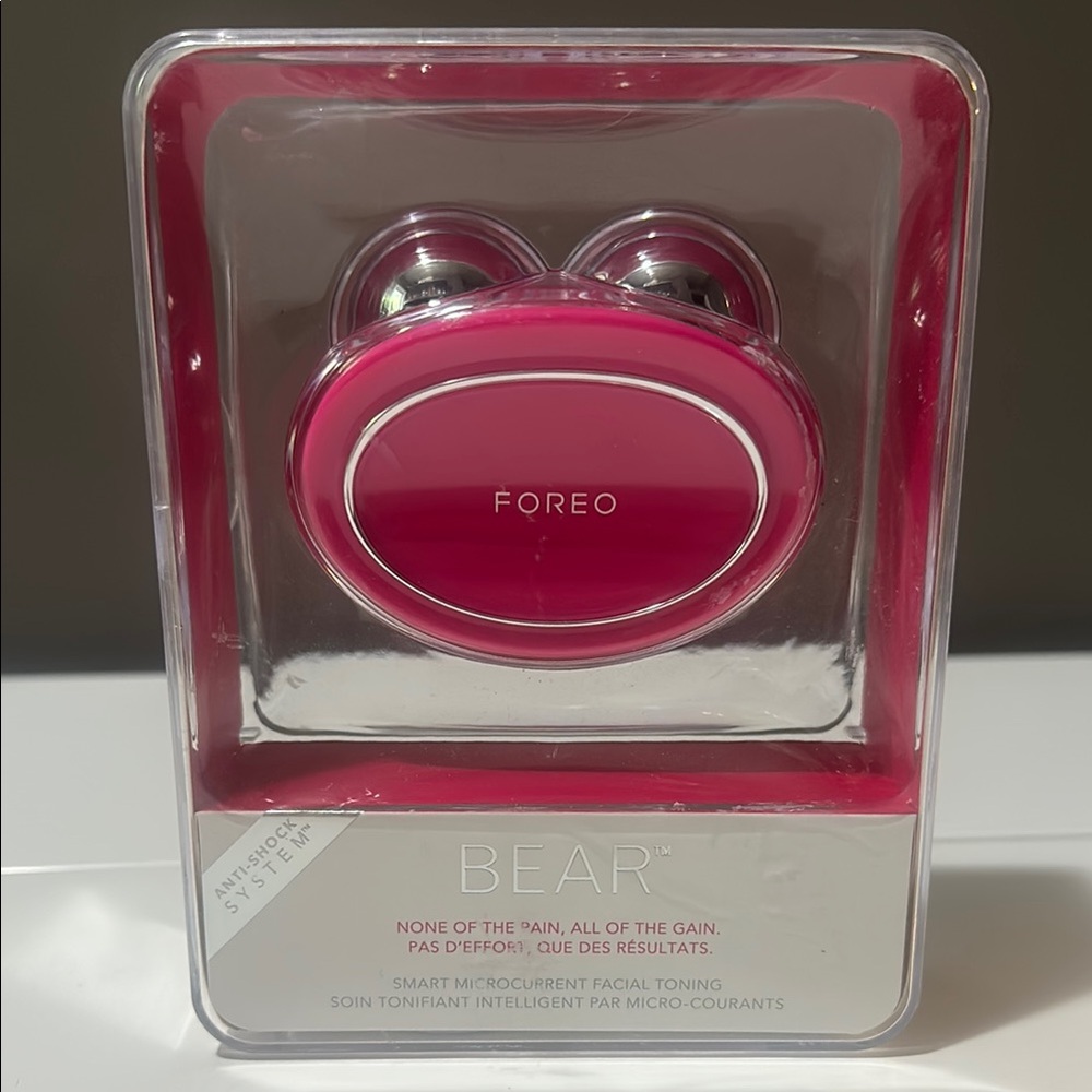FOREO: BEAR Facial Toning Device - Fuchsia